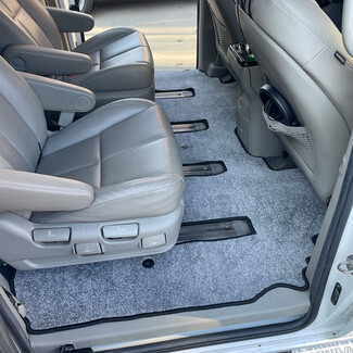 EVA коврики на KIA Carnival III 7 мест 2014 - 2021 в Петрозаводске EVA коврики на KIA Carnival III 7 мест 2014 - 2021 в Петрозаводске