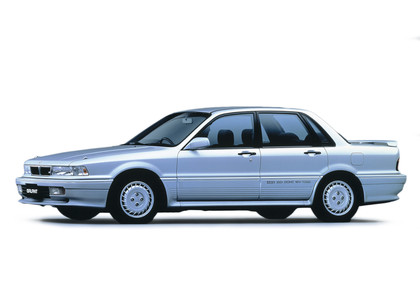 Ворсовые коврики на Mitsubishi Galant VI 1987 - 1993 в Петрозаводске