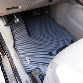 Ворсовые коврики на KIA Carnival III 9 мест и 11 мест 2014 - 2021 в Петрозаводске Ворсовые коврики на KIA Carnival III 9 мест и 11 мест 2014 - 2021 в Петрозаводске