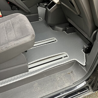 Коврики на Volkswagen Multivan (T7) 2021&nbsp;-&nbsp;2026 в Петрозаводске
