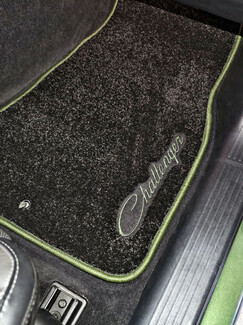 Ворсовые коврики на Dodge Challenger III 2008&nbsp;-&nbsp;2023 в Петрозаводске