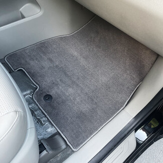 Ворсовые коврики на KIA Carnival III 9 мест и 11 мест 2014 - 2021 в Петрозаводске Ворсовые коврики на KIA Carnival III 9 мест и 11 мест 2014 - 2021 в Петрозаводске