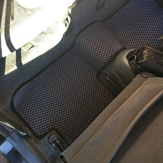 Ворсовые коврики на Toyota Vitz I 1998 - 2005 в Петрозаводске Ворсовые коврики на Toyota Vitz I 1998 - 2005 в Петрозаводске