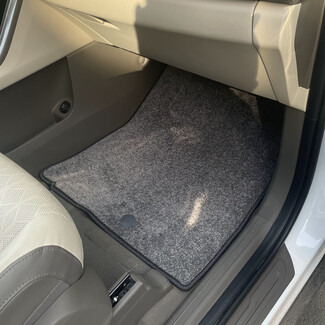 EVA коврики на KIA Carnival IV 7 мест с оттоманками 2020 - 2025 в Петрозаводске EVA коврики на KIA Carnival IV 7 мест с оттоманками 2020 - 2025 в Петрозаводске