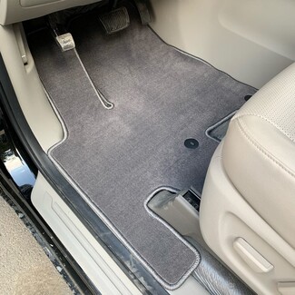 Ворсовые коврики на KIA Carnival III 9 мест и 11 мест 2014 - 2021 в Петрозаводске Ворсовые коврики на KIA Carnival III 9 мест и 11 мест 2014 - 2021 в Петрозаводске