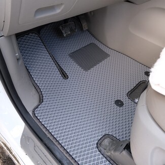 EVA коврики на KIA Carnival III 7 мест 2014 - 2021 в Петрозаводске EVA коврики на KIA Carnival III 7 мест 2014 - 2021 в Петрозаводске